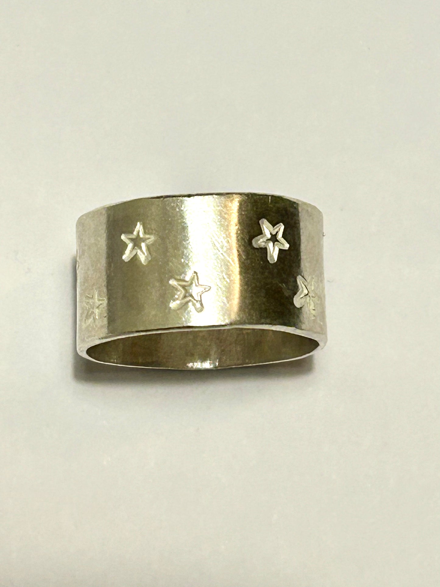 Wide Star Pattern Ring