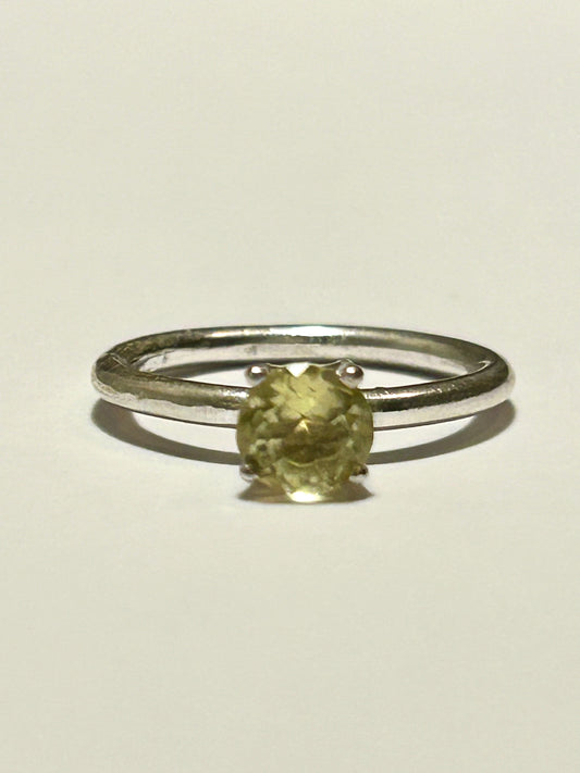 Lemon citrine faceted stone ring