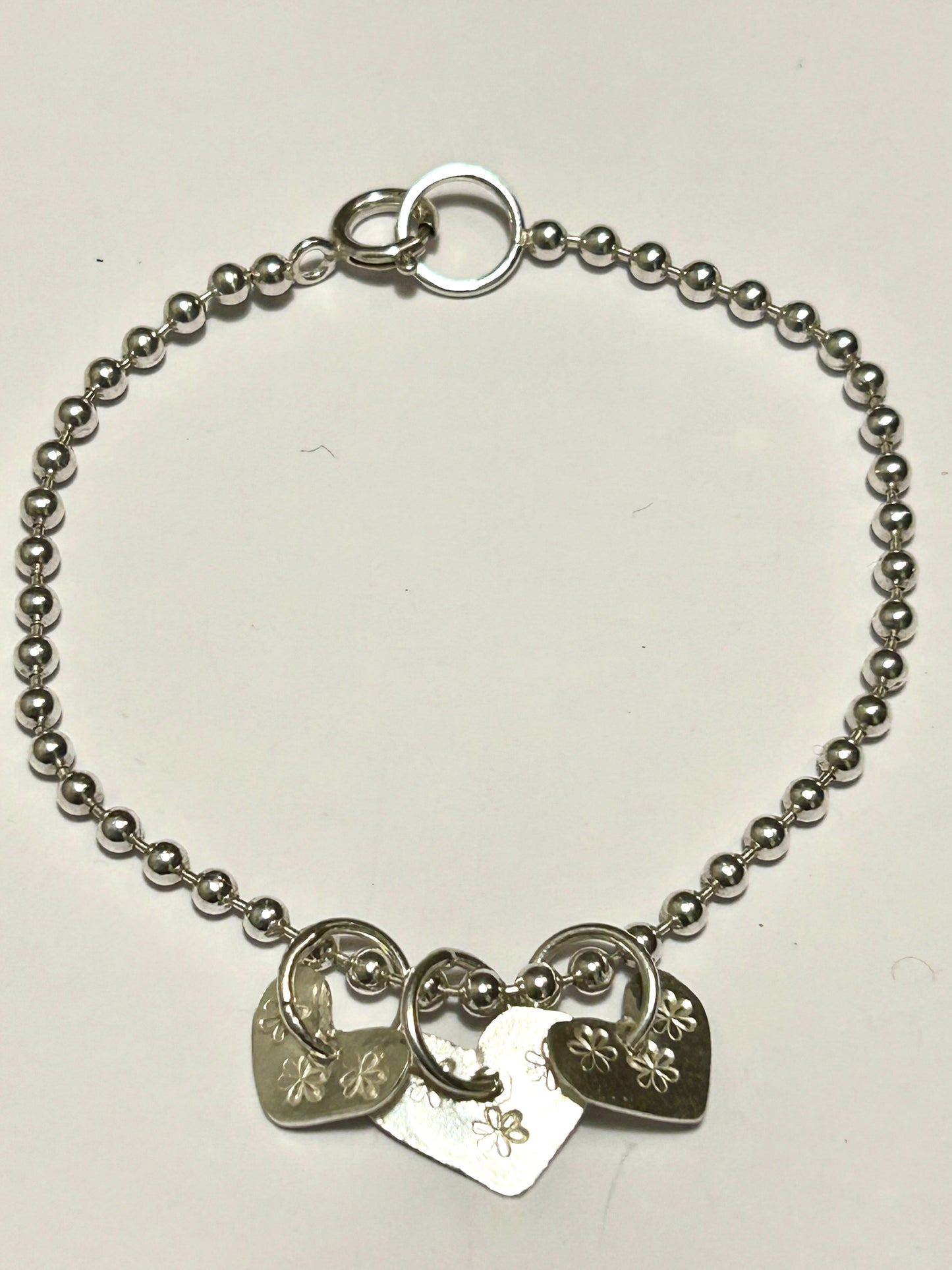Bead chain heart charms bracelet